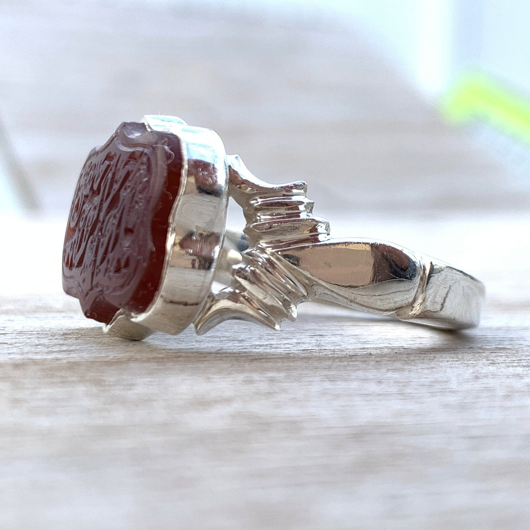 Yemeni Aqeeq Sterling Silver Ring with Divine Inscription