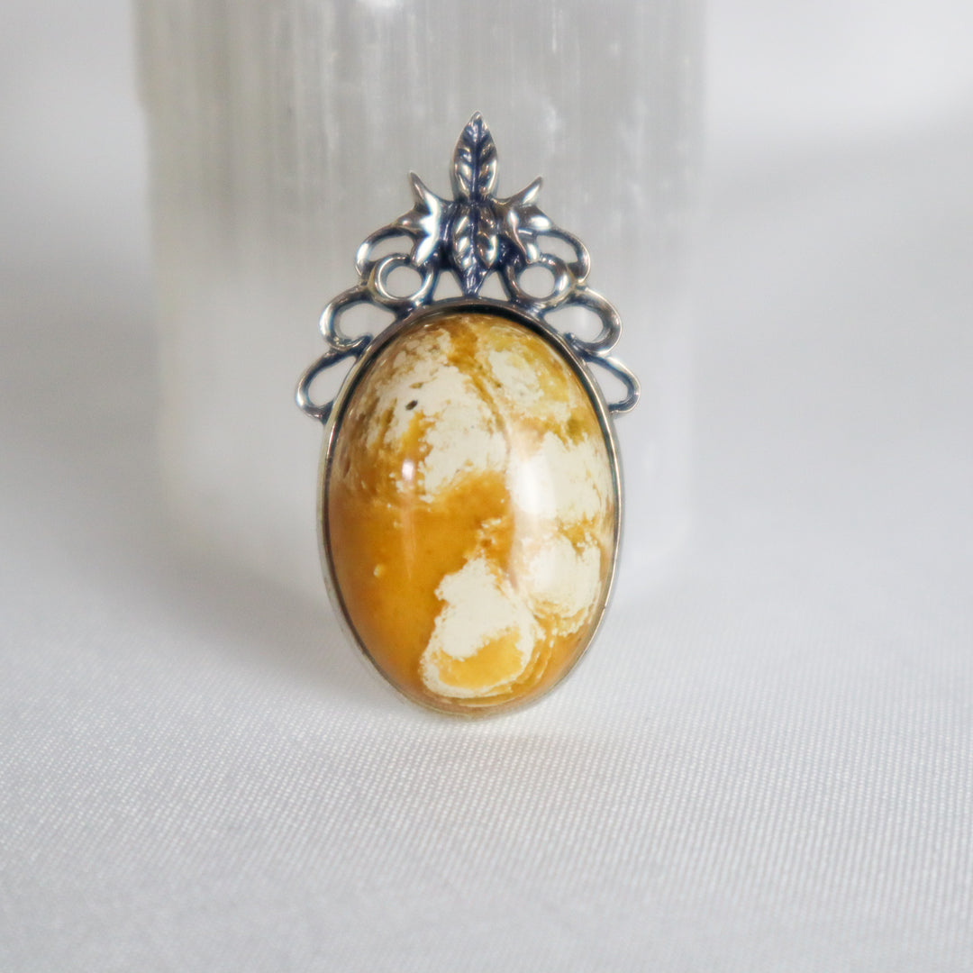 Anbar Al-Hilal – Ornate Polish Amber Sterling Silver Pendant