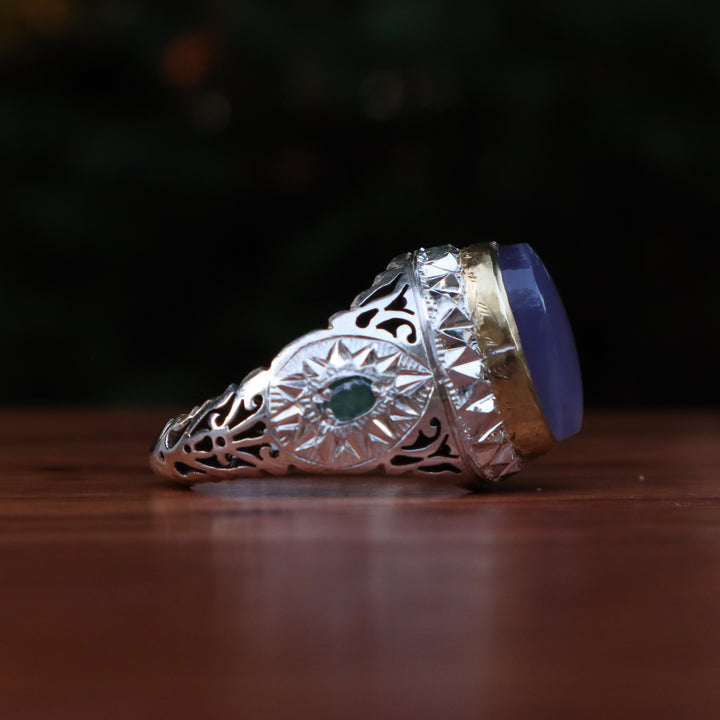 Guardian's Embrace Yemeni Aqeeq & Emerald Sterling Silver Ring