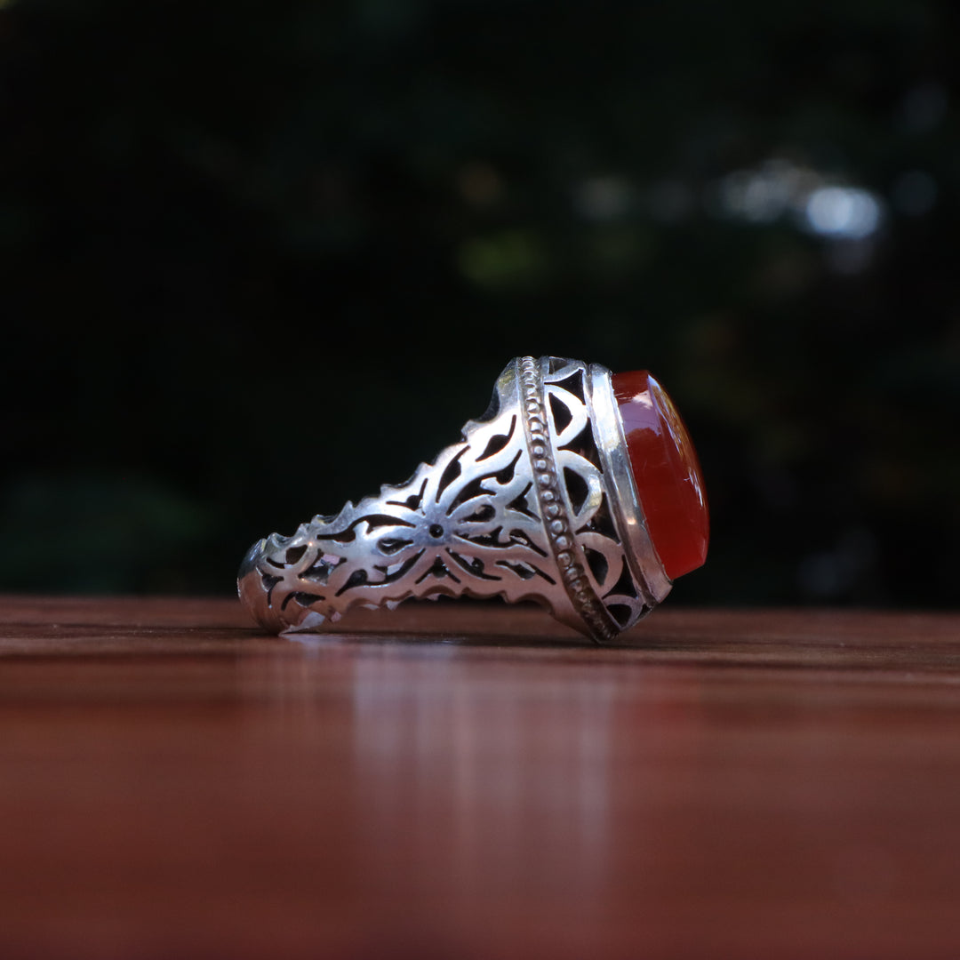 Zuhrah Yemeni Aqeeq Sterling Silver Ring