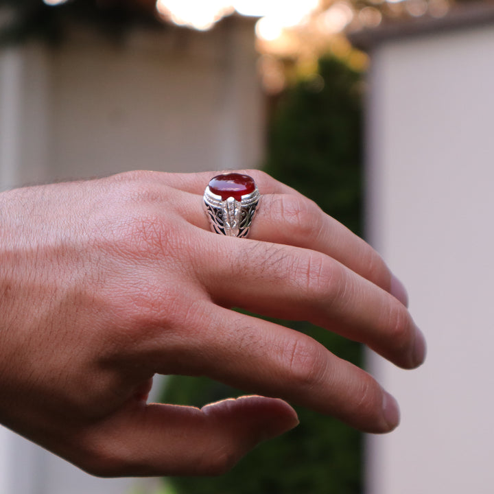 Qamar Yemeni Aqeeq Sterling Silver Ring with Moissanite Accents