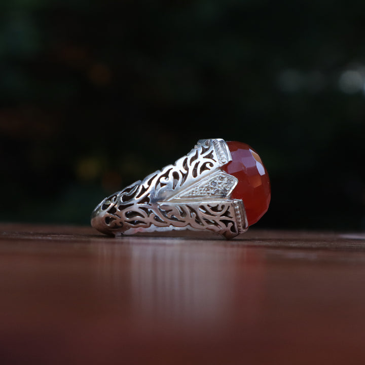 Lujain Yemeni Aqeeq Sterling Silver Ring with Moissanite Accents