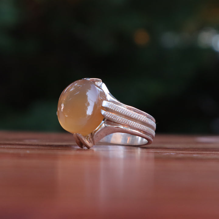 Rafidah Glow Yemeni Aqeeq Sterling Silver Ring