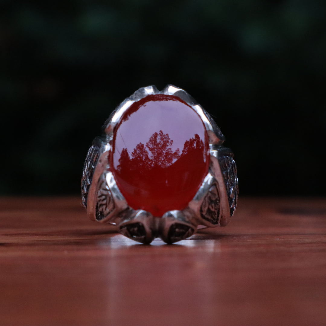 Enchanting Red Yemeni Aqeeq Ring