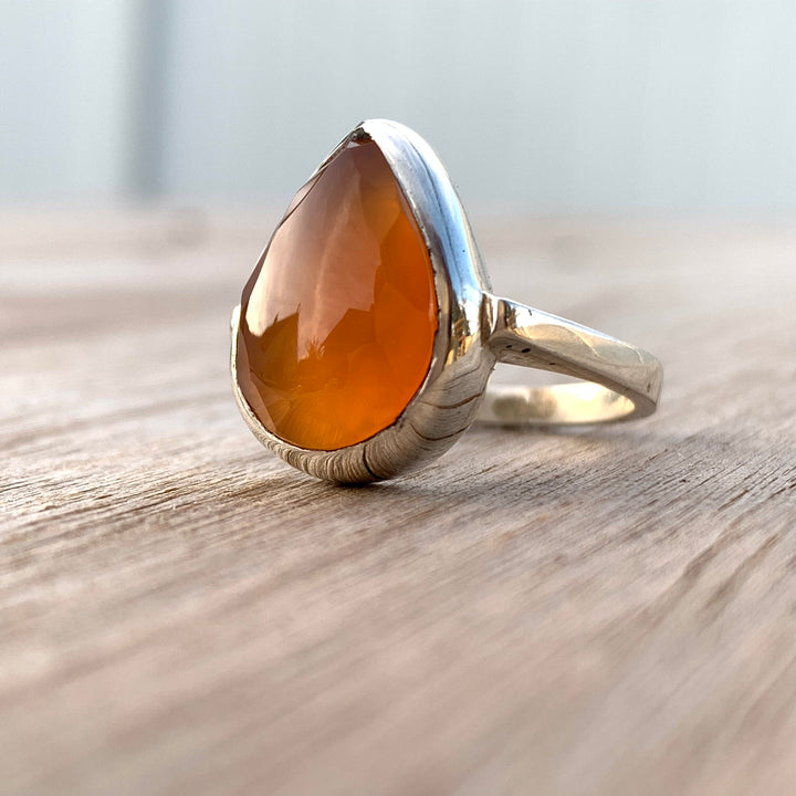 Amber Glow Teardrop Yemeni Aqeeq Sterling Silver Ring