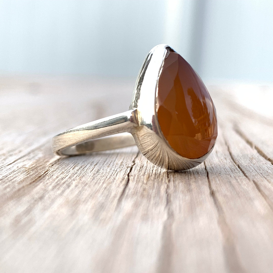 Amber Glow Teardrop Yemeni Aqeeq Sterling Silver Ring