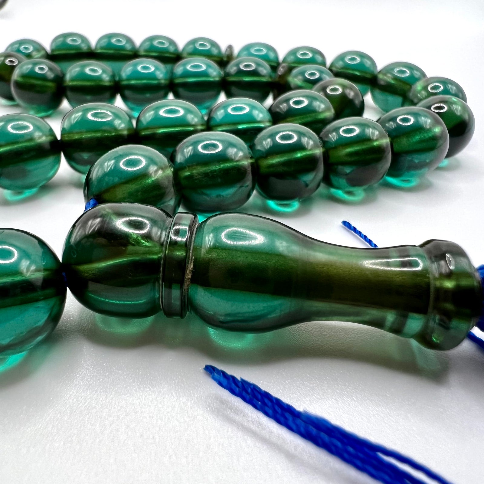 Green Sandalos Bakelite Tasbih سندلس بكلايت اخضر⁩⁩⁩ - AlAliGems