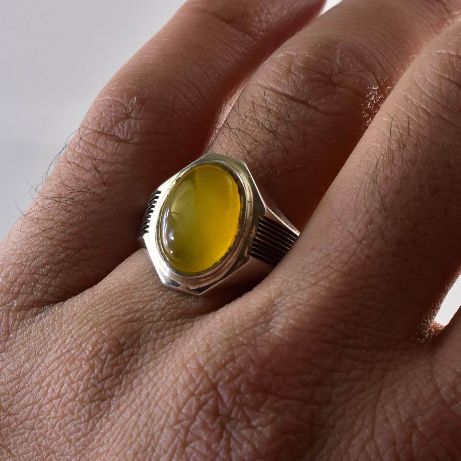 Yellow hot sale aqeeq ring